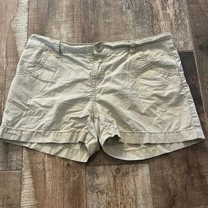 GUC Girls Old Navy khaki shorts